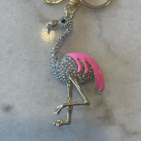 PINK FLAMINGO ENCRUSTED CRYSTAL KEY CHSIN AND BAG CHARM! New - Picture 3 of 4